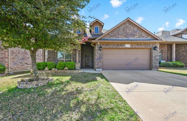 Classy 3/2/2 in Fort Worth! - 2236 Frosted Willow Lane, Fort Worth, TX 76177