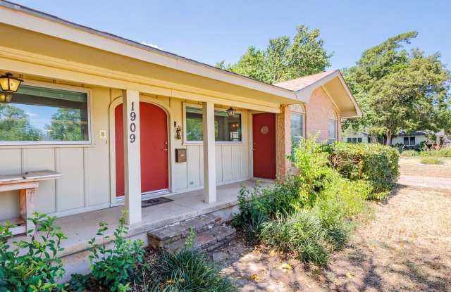 1909 8th St photos photos