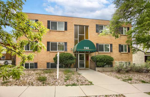 Stunning Condo Unit In Prime Location! photos photos