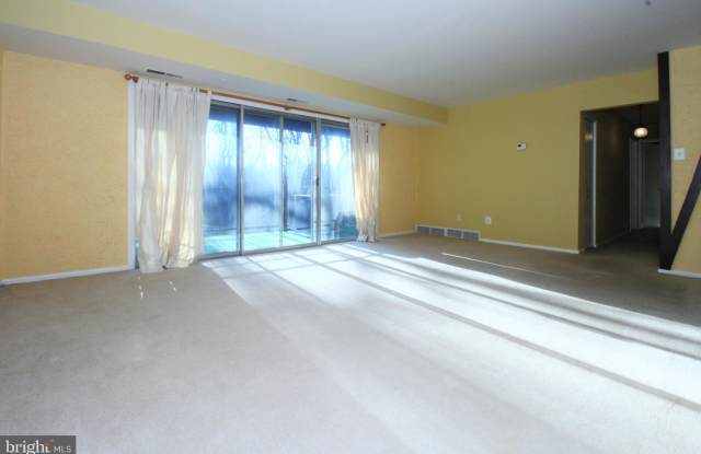 10165 MOSBY WOODS DRIVE Gallery 3