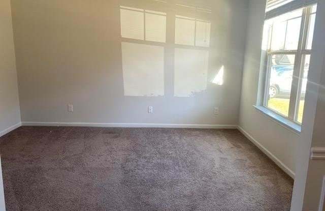 5650 Mirror Lake Drive Gallery 3