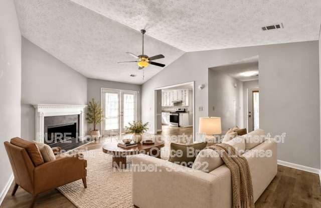 140 Landing Dr Gallery 2