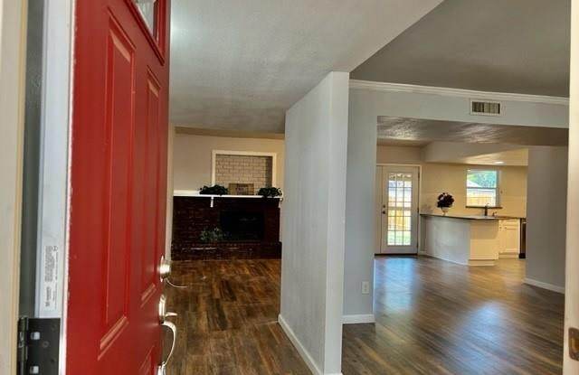 1109 Middle Cove Drive Gallery 2