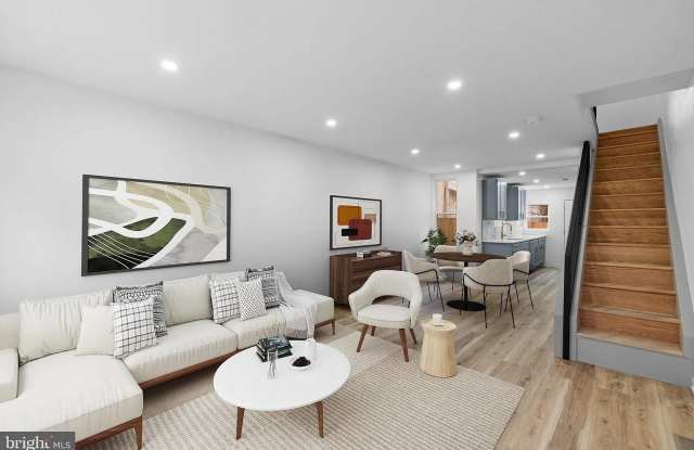 2319 N Fawn St photos photos