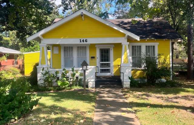 Charming 3-Bedroom Home with Office Near Downtown! - 146 Walker Avenue, Nacogdoches, TX 75961