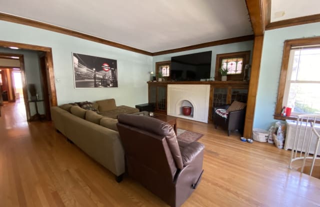 1507 West Addison Street - 1507 West Addison Street, Chicago, IL 60613