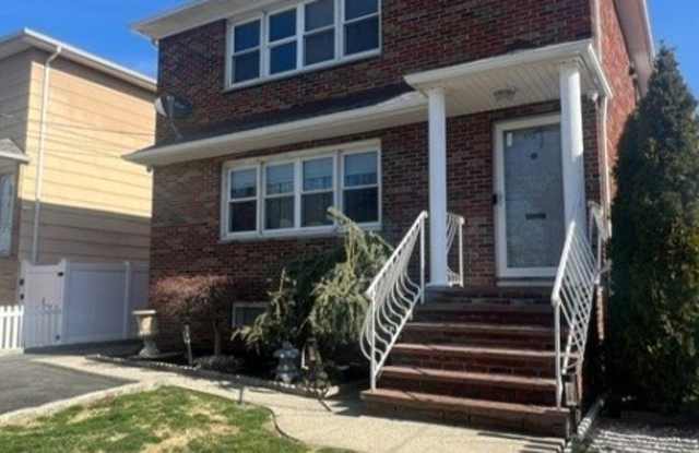 412 Helen St photos photos