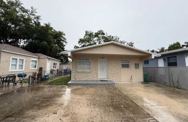 1745 NW 47th Ter photos photos