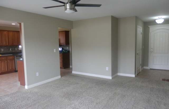 Nice 3 Bed 2 Bath House! Gallery 4