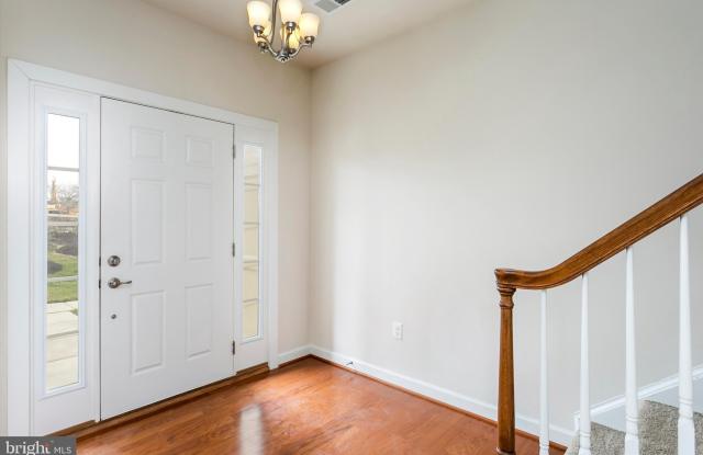 7706 DUNCANNON LANE Gallery 3