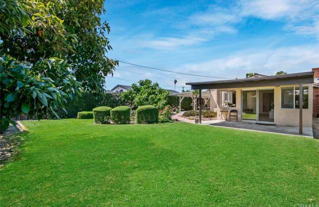 12732 Greentree Avenue Gallery 2
