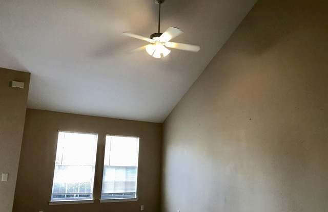 3261 Sawtooth Dr Gallery 4