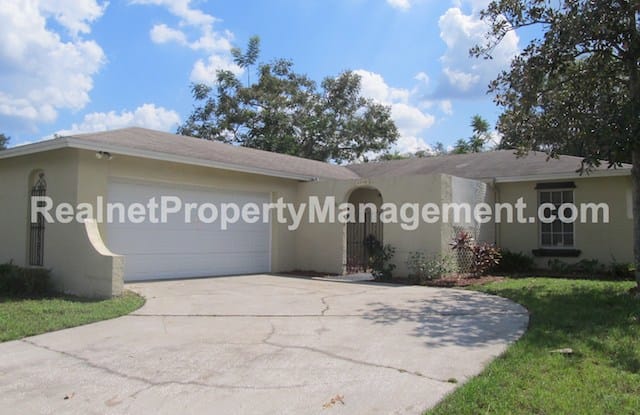 2215 Elizabeth Dr - 2215 Elizabeth Drive, Brandon, FL 33510