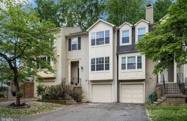 52 CHERRY BEND Court Gallery 1