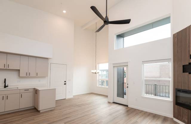 Colorado Apartment Unit 4 photos photos