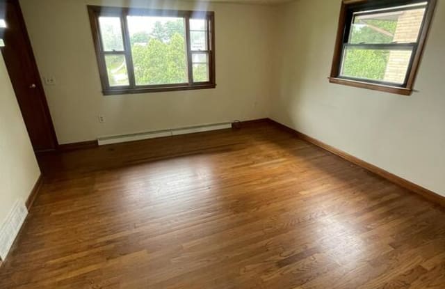 1221 East 2nd Street - 2 photos photos