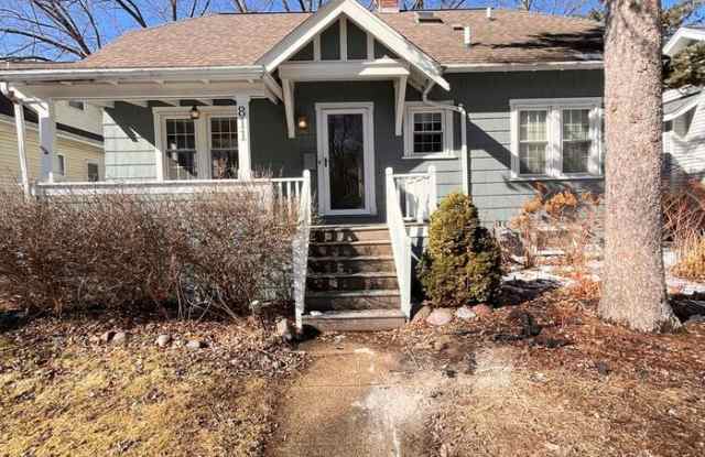 811 Hilldale Drive - 811 Hilldale Drive, Royal Oak, MI 48067