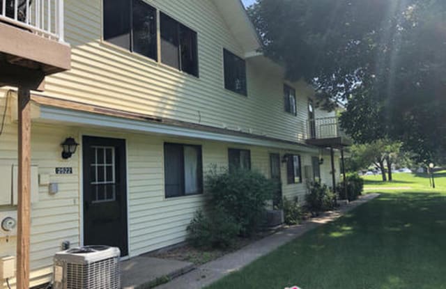 2522 Brookdale Lane - 2522 Brookdale Lane, Brooklyn Park, MN 55444
