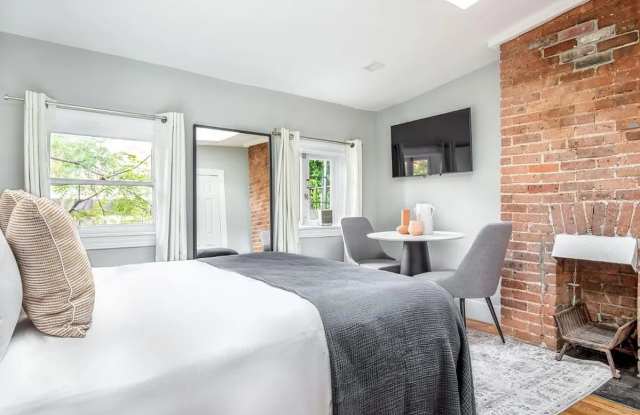 231 East 4th Street photos photos