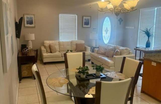 115 E Lantana Lane Gallery 3