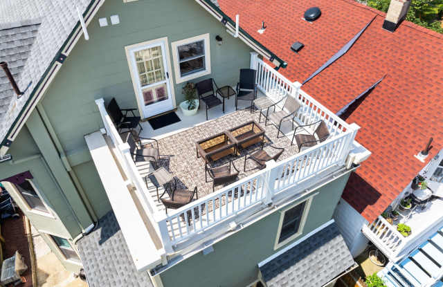 75 Webb Avenue unit: Upper Unit-Weekly photos photos 75 Webb Avenue unit: Upper Unit-Weekly photos photos