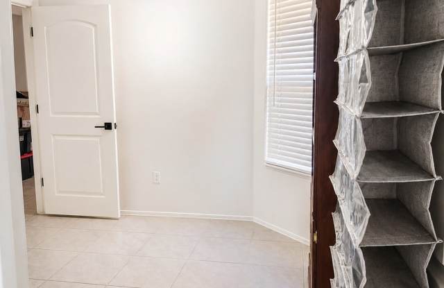 11984 E Chamrod Dr Gallery 2