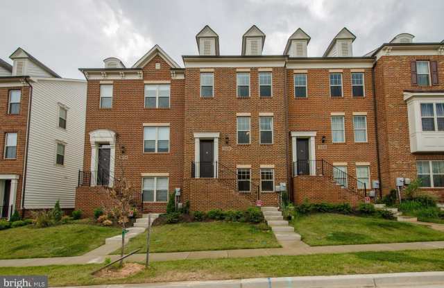 13226 DEER HIGHLANDS WAY - 13226 Deer Highlands Way, Glenmont, MD 20906