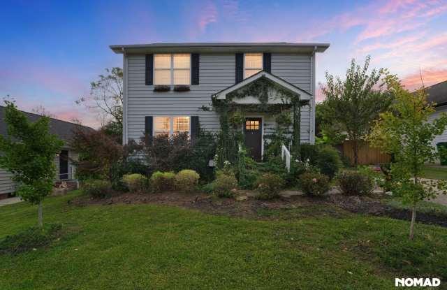 Welcome to Your Oasis in Charlotte – 931 Polk St photos photos