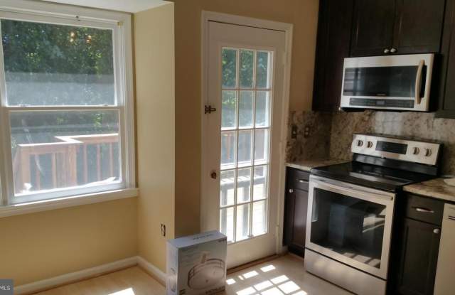 8135 TALL TIMBER DRIVE Gallery 4