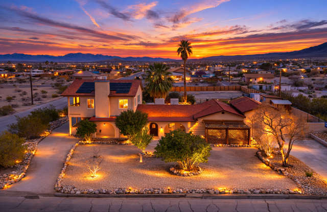 For Rent: Spacious 4-Bedroom Home with Stunning Panoramic Views in Twentynine Palms! photos photos