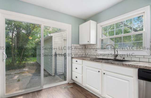 2342 Rosewood Avenue Southeast photos photos
