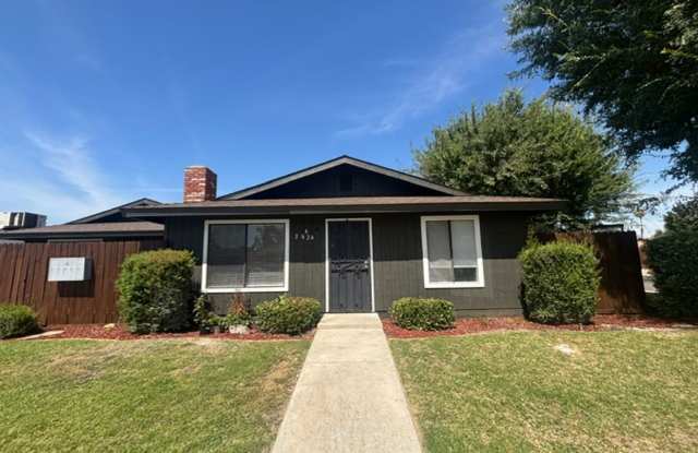 LEASE ONLY - 2824 N. HALF MOON DR. photos photos