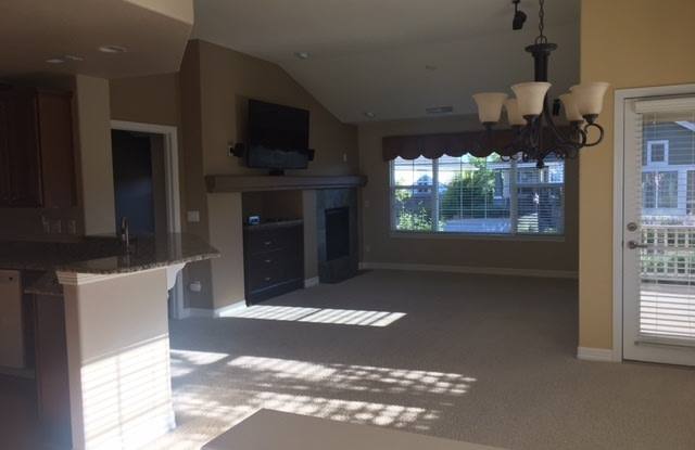 23601 E Jamison Place Gallery 4