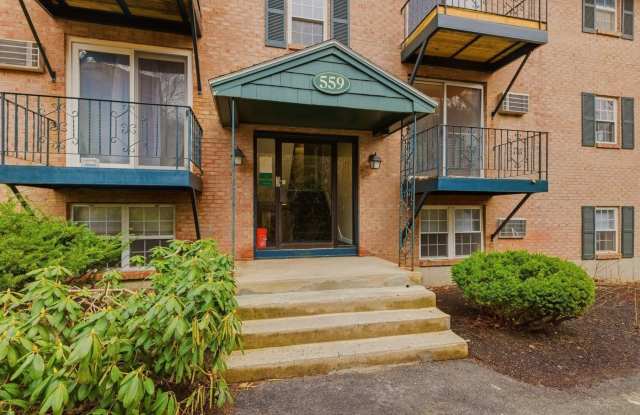 559 Sagamore Court photos photos