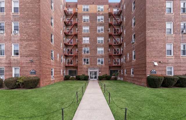 3011 Parsons Blvd - 30-11 Parsons Boulevard, Queens, NY 11354