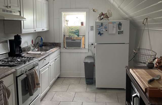 1909 Napoleon Ave Unit 3 photos photos