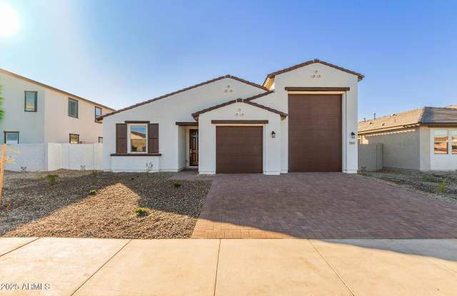 5605 W HOPI Trail - 5605 West Hopi Trail, Phoenix, AZ 85339