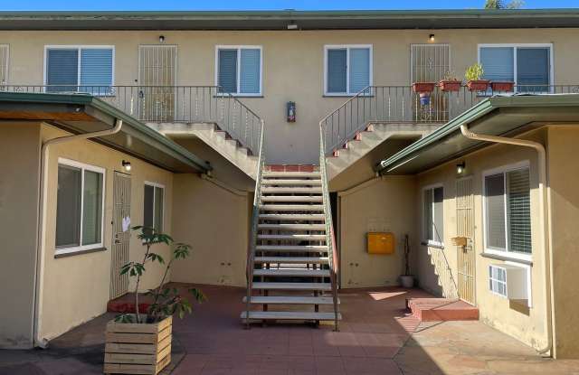 3634 Park Blvd. photos photos