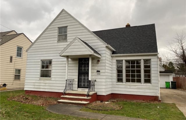3802 Eastway Rd - 3802 Eastway Road, South Euclid, OH 44118