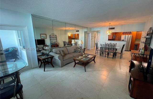 3505 S Ocean Dr Gallery 4