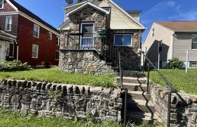 375 DANIEL ST. Gallery 1