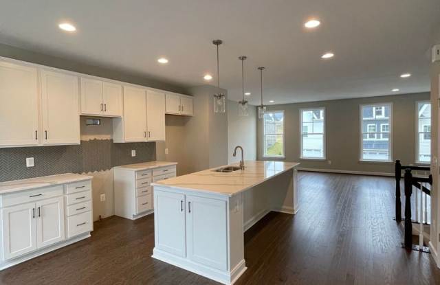 Townhouse for Rent in Preston Lake Gallery 4