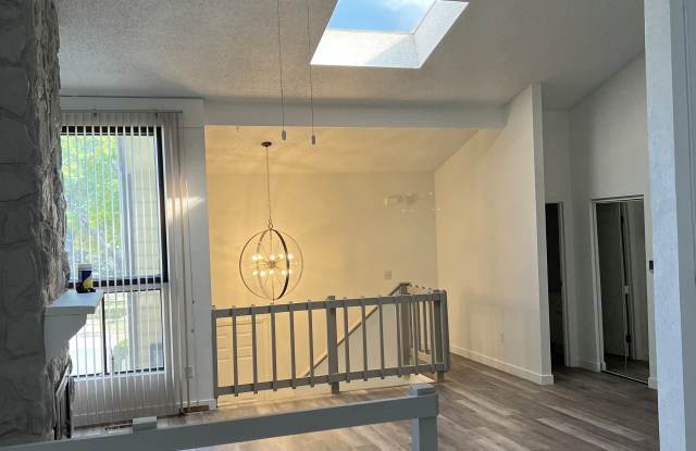 1147 S Marshall St photos photos