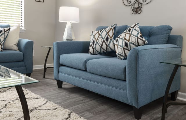 Cross Creek Apartments Gallery 3