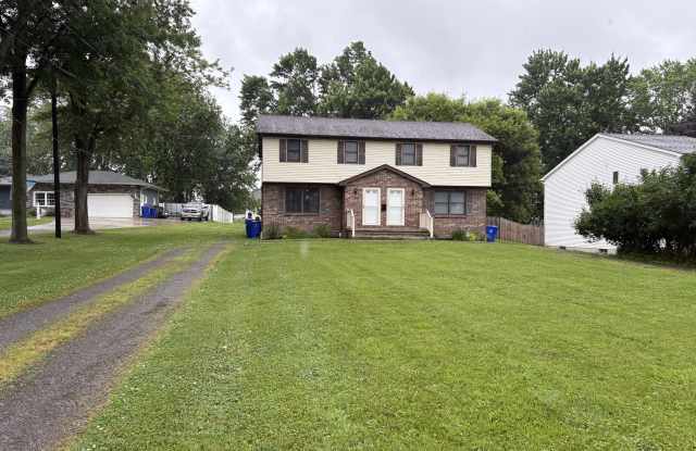 1289 East And West Road photos photos