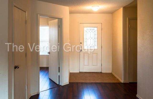 8114 Macgregor Drive Gallery 4