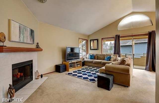 4033 Renton Ave S Unit A Gallery 2