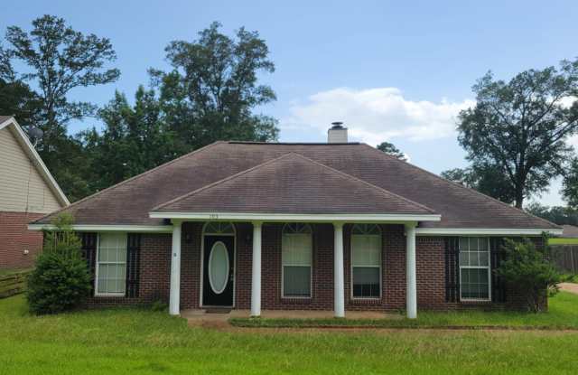 103 Live Oaks Boulevard photos photos