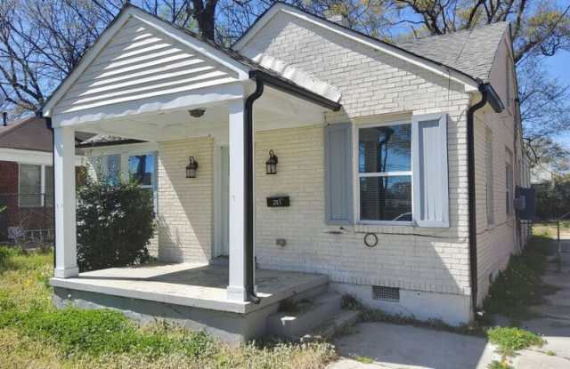 203 N Hollywood St photos photos