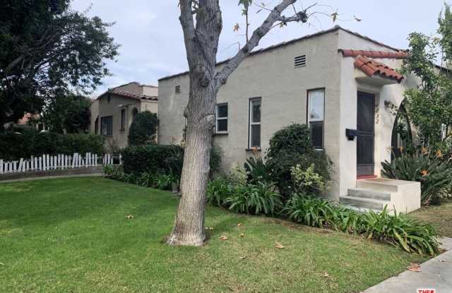 4232 Lincoln Ave photos photos